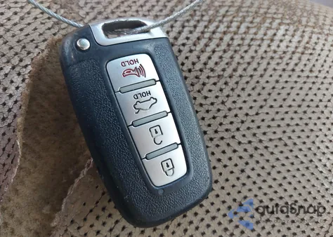 2011 Hyundai Genesis 3.8 from USA, damaged, VIN KMHGC4DE5BU132990